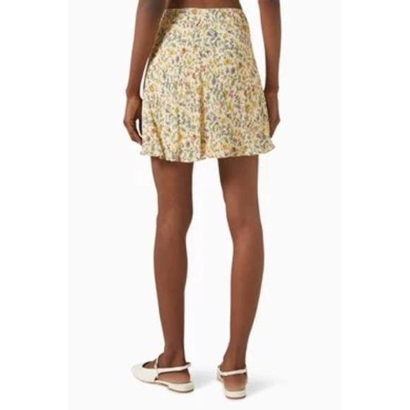 Reformation Brandy Mini Skirt in Yellow Floral Georgette Size Large - Picture 2 of 10